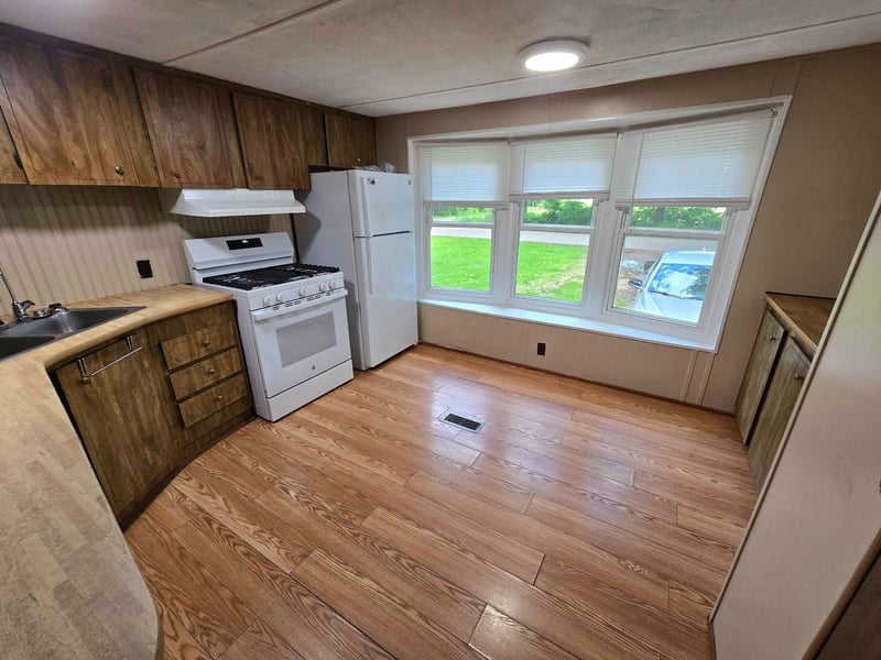 W5120 Shady Ln, Shawano, WI 54166-6816