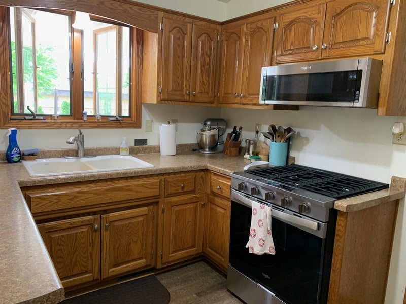 2638 Red Fern Ln, Green Bay, WI 54304-1817
