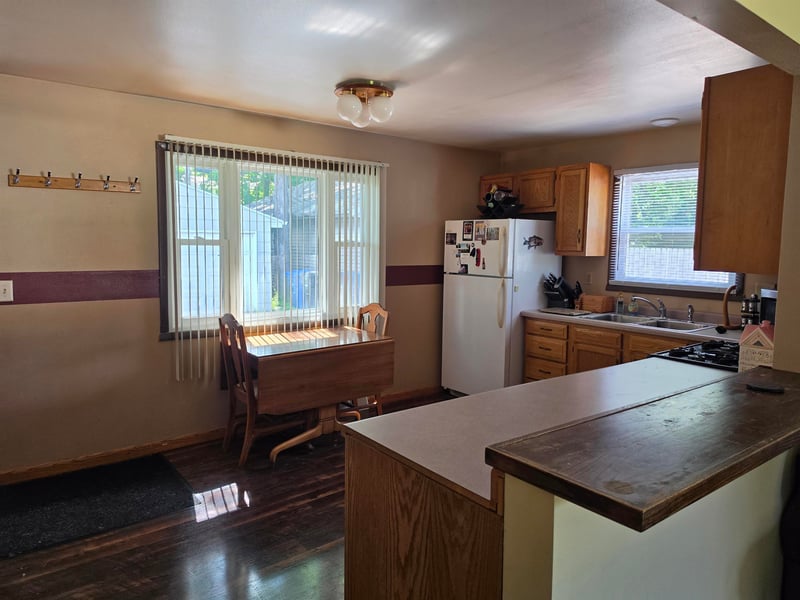 2404 Gmeiner Rd, Appleton, WI 54915-7275