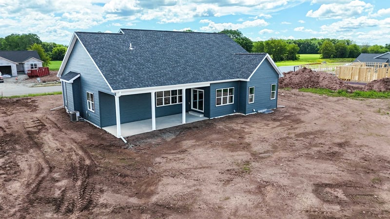 8329 Marlo Ave, Neenah, WI 54956