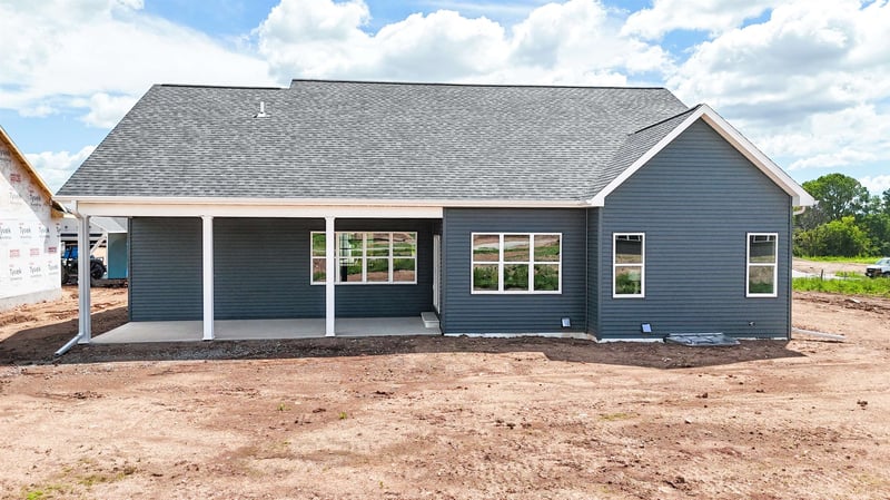 8329 Marlo Ave, Neenah, WI 54956