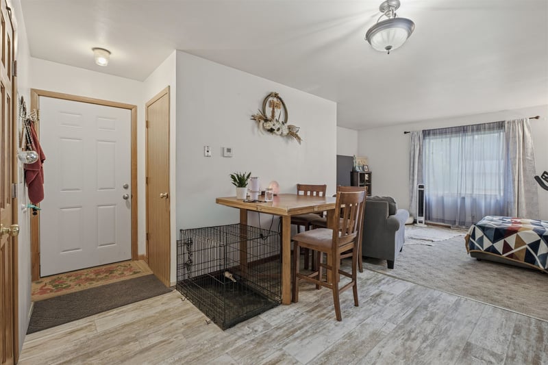 408 Pine St, New London, WI 54961