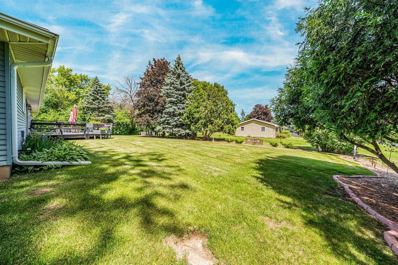 1111 Kerwin Rd, Neenah, WI 54956
