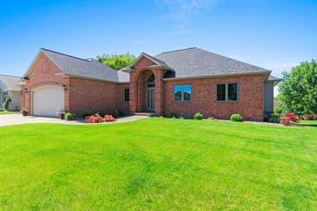 2224 Kaylee Cir, Green Bay, WI 54311-6464