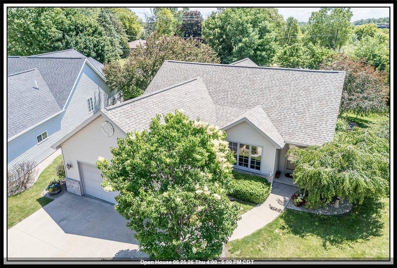 4731 Westbrook Ct, Appleton, WI 54913-7975