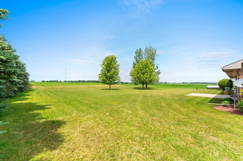 2847 Stump Rd, New Franken, WI 54229