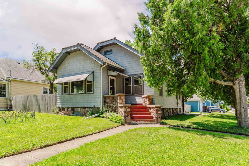 841 Mt Vernon St, Oshkosh, WI 54901