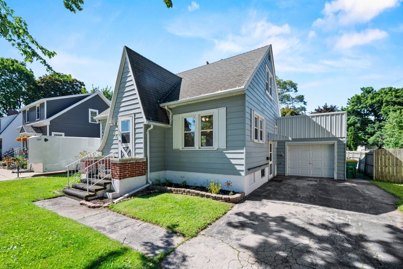 1851 Preble Ave, Green Bay, WI 54302