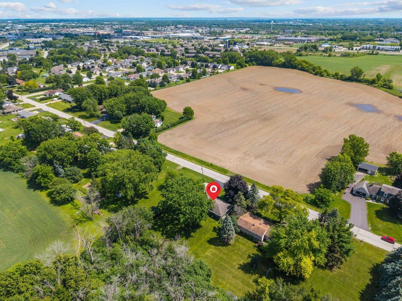 5730 Sandra Dr, Appleton, WI 54913
