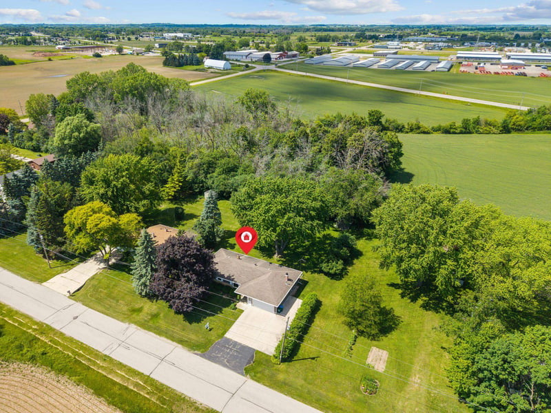 5730 Sandra Dr, Appleton, WI 54913