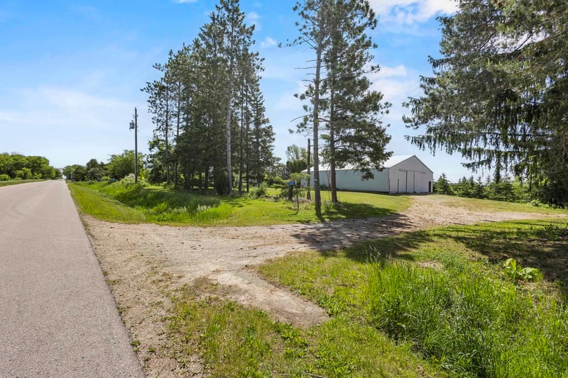 8557 Liberty School Rd, Omro, WI 54963-0000