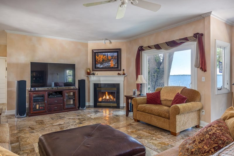 5457 Nickels Dr, Oshkosh, WI 54904-9530