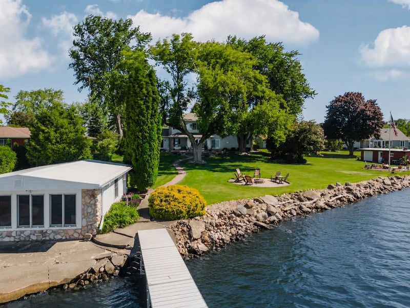 5457 Nickels Dr, Oshkosh, WI 54904-9530