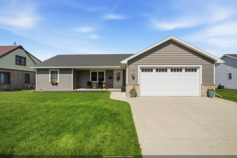 312 John St, Kimberly, WI 54136