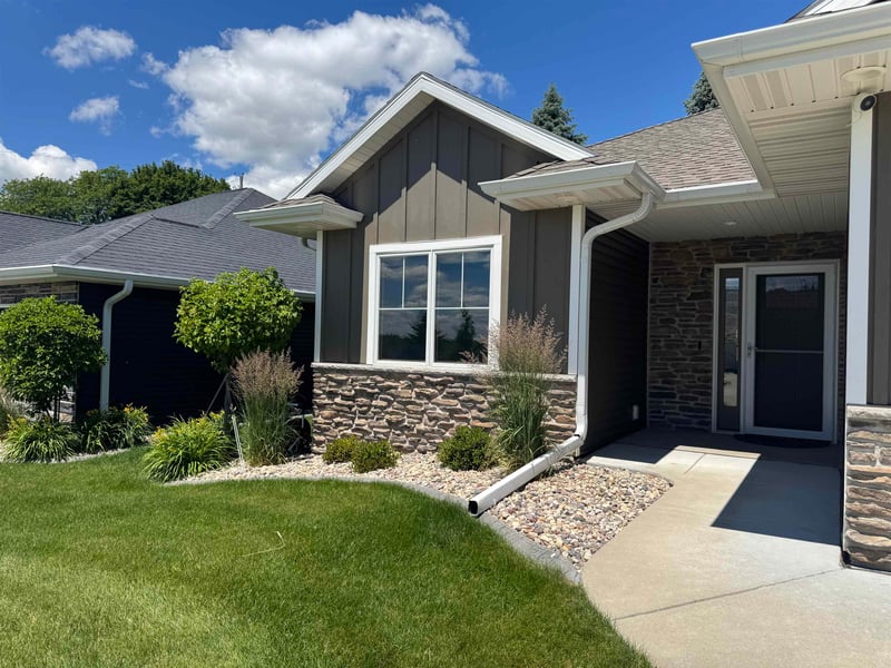 3346 Stone Ridge Dr #13, Green Bay, WI 54313