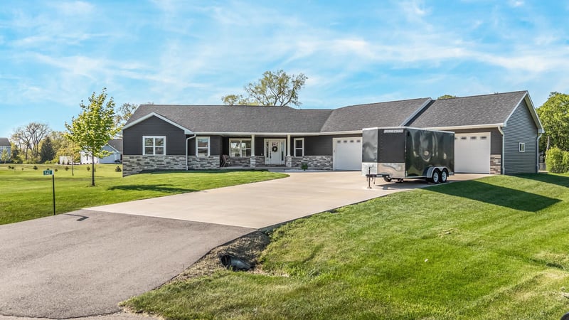 5412 Wildwood Ct, Winneconne, WI 54986
