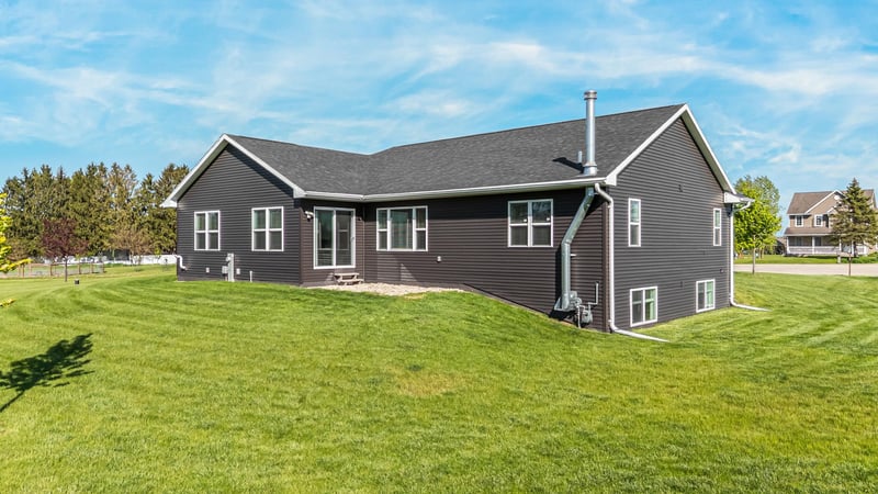 5412 Wildwood Ct, Winneconne, WI 54986