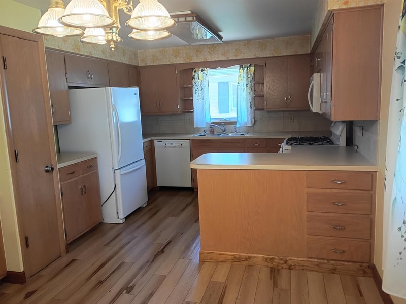 310 Matthew St, Kimberly, WI 54136