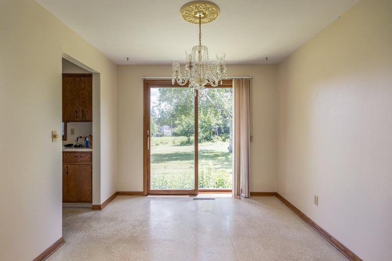 6054 Rosewood Dr, Appleton, WI 54913