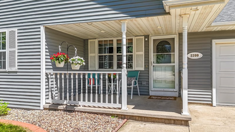 2209 High Meadows Ln, Neenah, WI 54956-0000