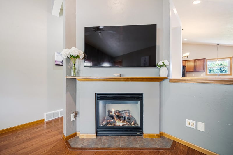 2209 High Meadows Ln, Neenah, WI 54956-0000