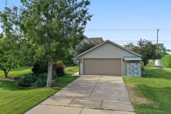 2788 Riveridge Ln, Green Bay, WI 54313-6714