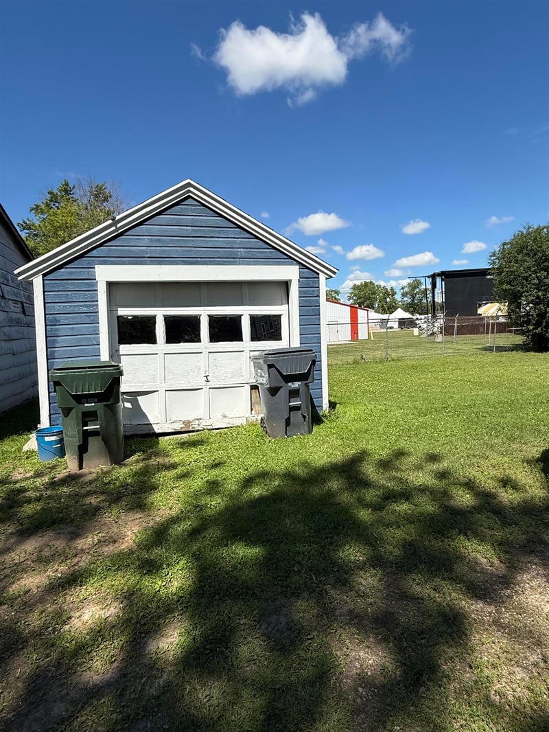 531 Main St, Seymour, WI 54165
