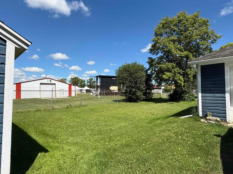 531 Main St, Seymour, WI 54165