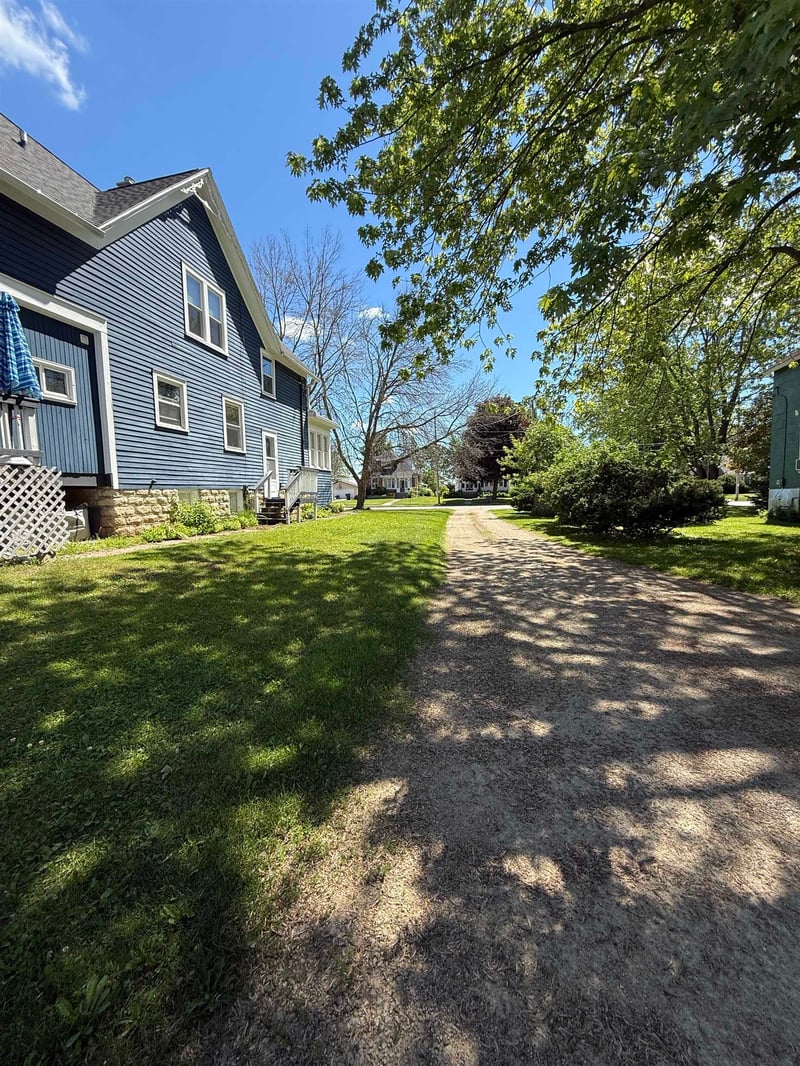 531 Main St, Seymour, WI 54165