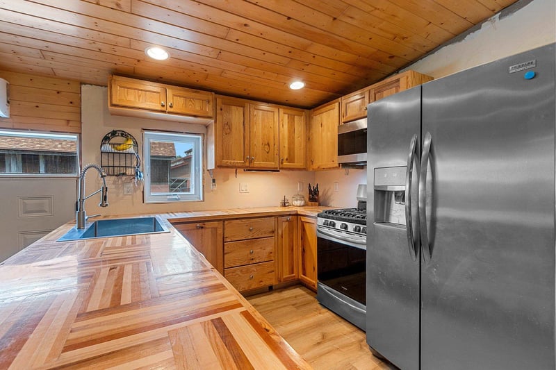 7980 County Road E, Oconto Falls, WI 54154
