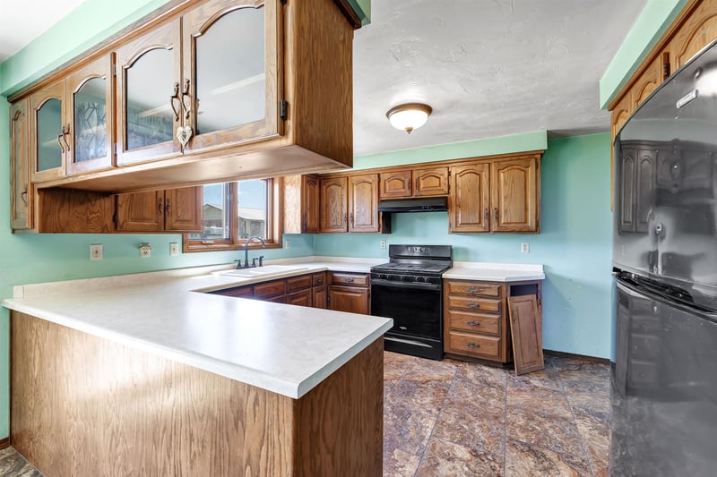 3760 Farmstead Rd, Green Bay, WI 54311-8146