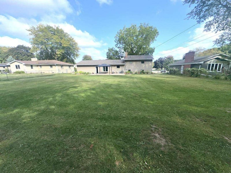 550 Harvest Rd, Green Bay, WI 54302-4825