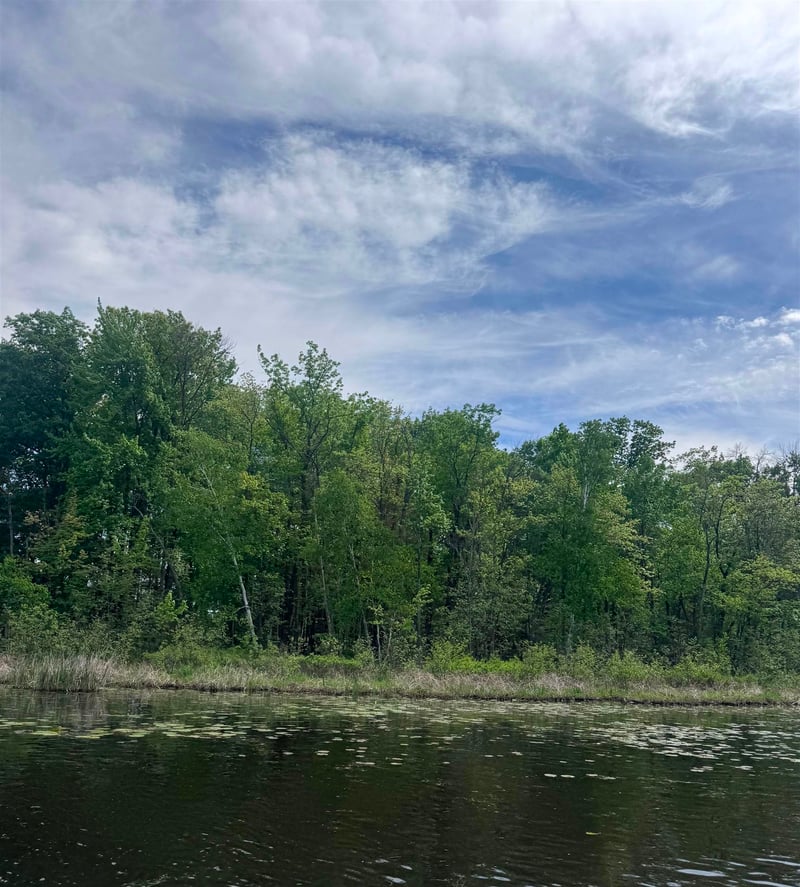 301 Channel Tc, Shawano, WI 54166