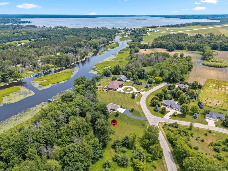 301 Channel Tc, Shawano, WI 54166