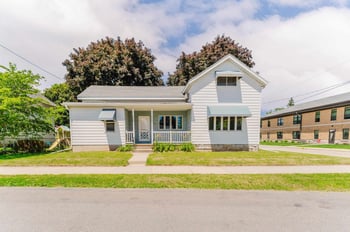 234 W 18th Ave, Oshkosh, WI 54902