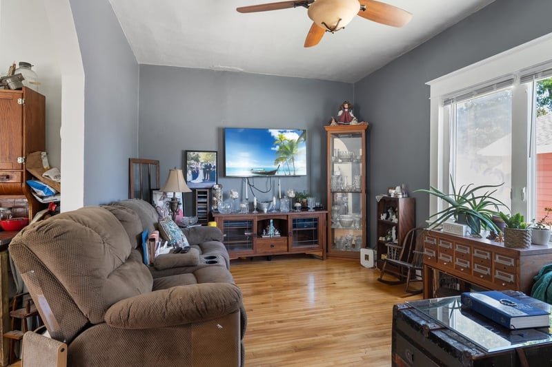 601 Roy Ave, Green Bay, WI 54303-3946