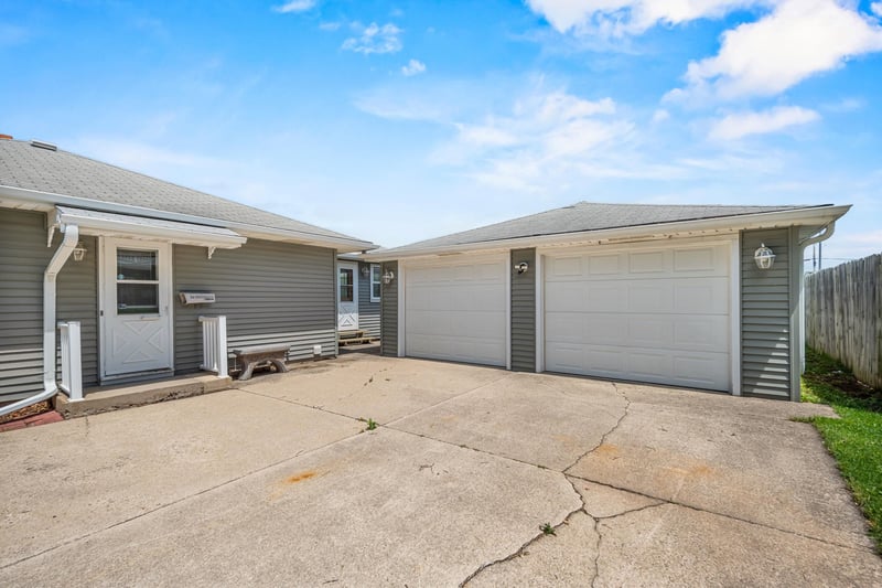 1904 Main Ave, Kaukauna, WI 54130