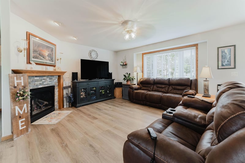620 Courtland Ave, Oshkosh, WI 54901