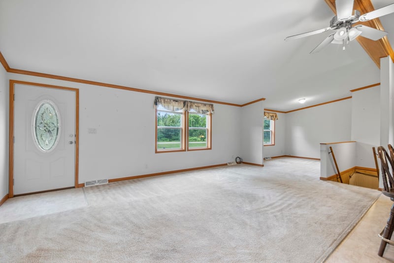 N5170 Redwood Ln, Shawano, WI 54166