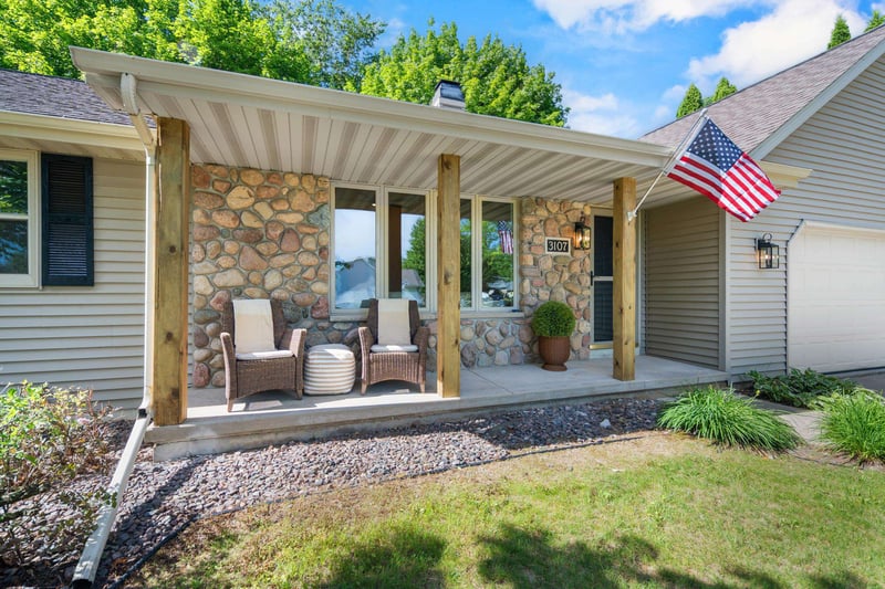 3107 Devroy Ln, Green Bay, WI 54313