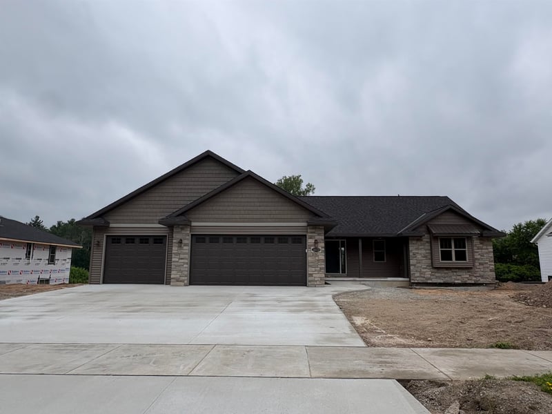 3373 Glendale Ave, Green Bay, WI 54313