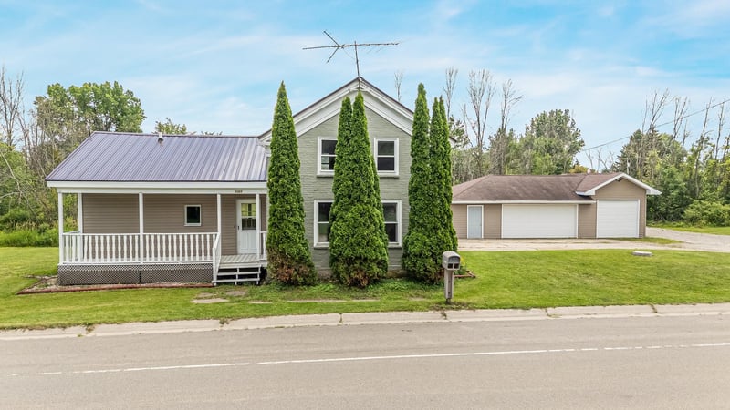 7683 County Road Ii, Fremont, WI 54940