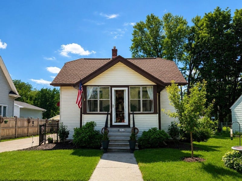 1917 Vinland St, Oshkosh, WI 54901-2246