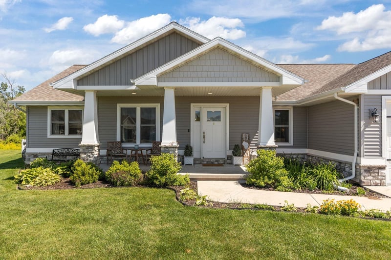 N8231 Big Lake Ct, Sherwood, WI 54169