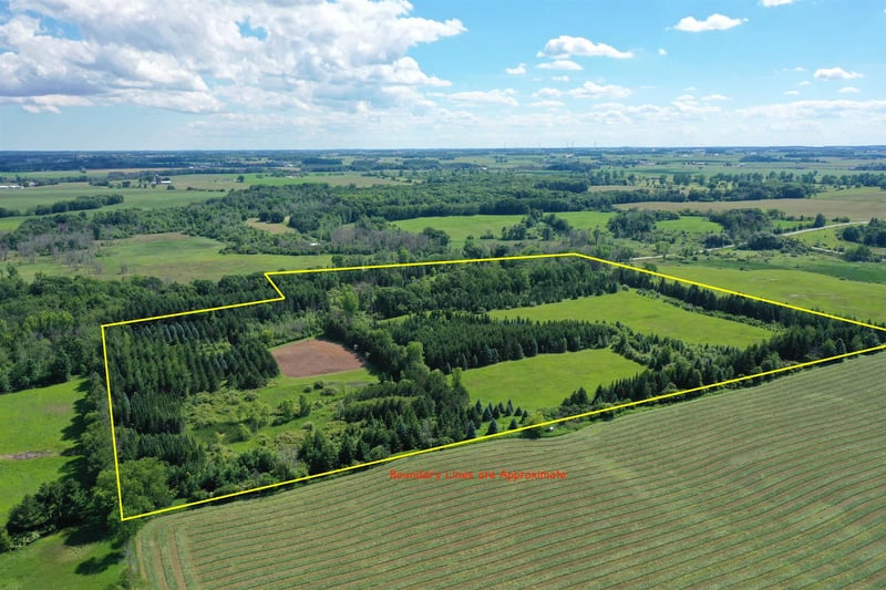 4437 Pine Grove Rd, Denmark, WI 54208