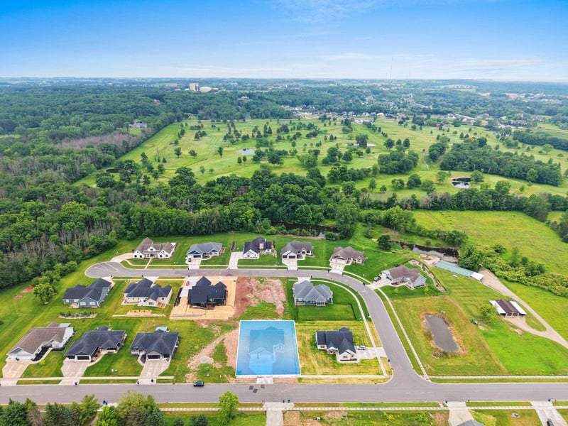 1782 Dallas Ln, De Pere, WI 54115-9219