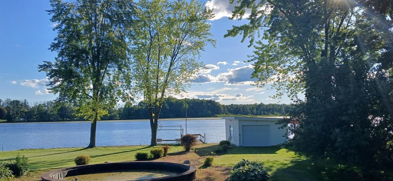 503 Riverside Dr, Shawano, WI 54166