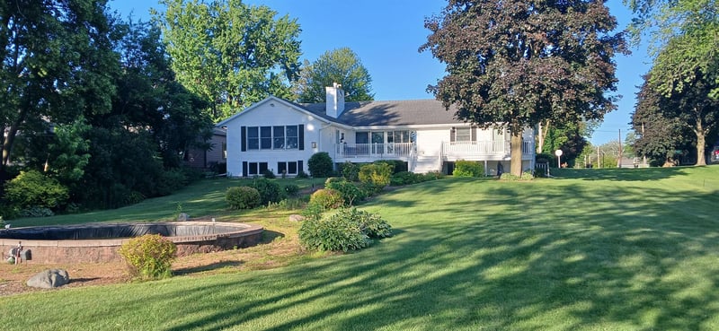 503 Riverside Dr, Shawano, WI 54166