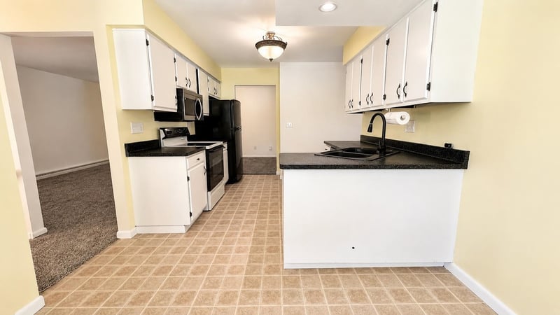 828 19th Ave, Oshkosh, WI 54902-6721