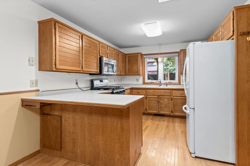 933 Windfield Pl #A, Appleton, WI 54911